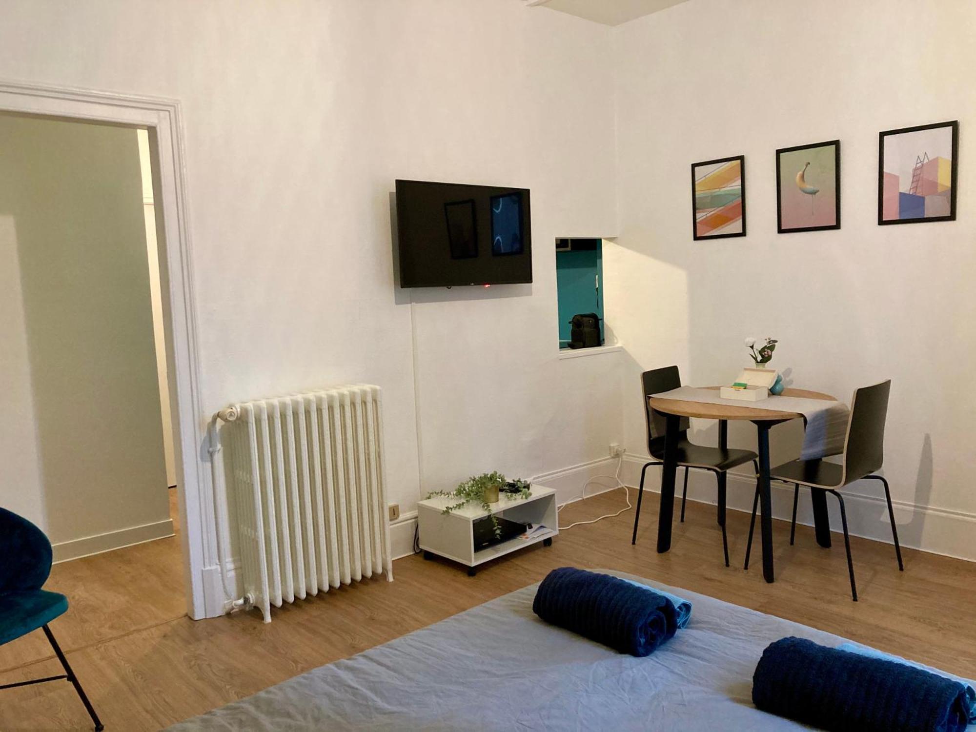Apartmán T1 Le Pastel Parking Netflix Wifi Gare Évreux Exteriér fotografie